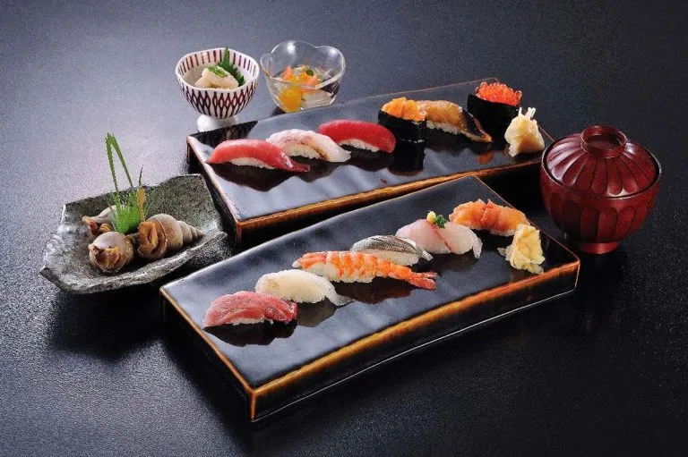 【ランチ寿司会席】本日のおまかせ12貫