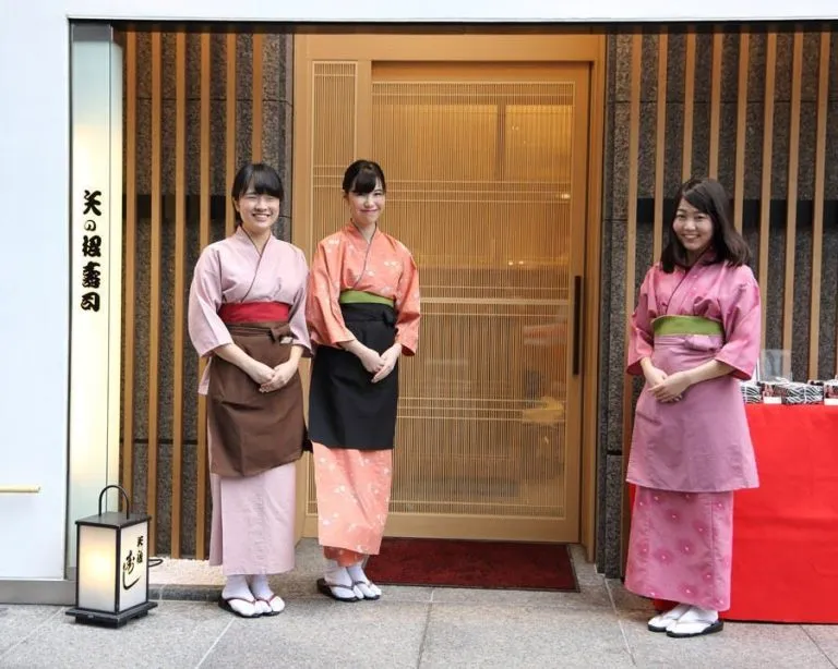店頭でのお受け取りもどうぞ